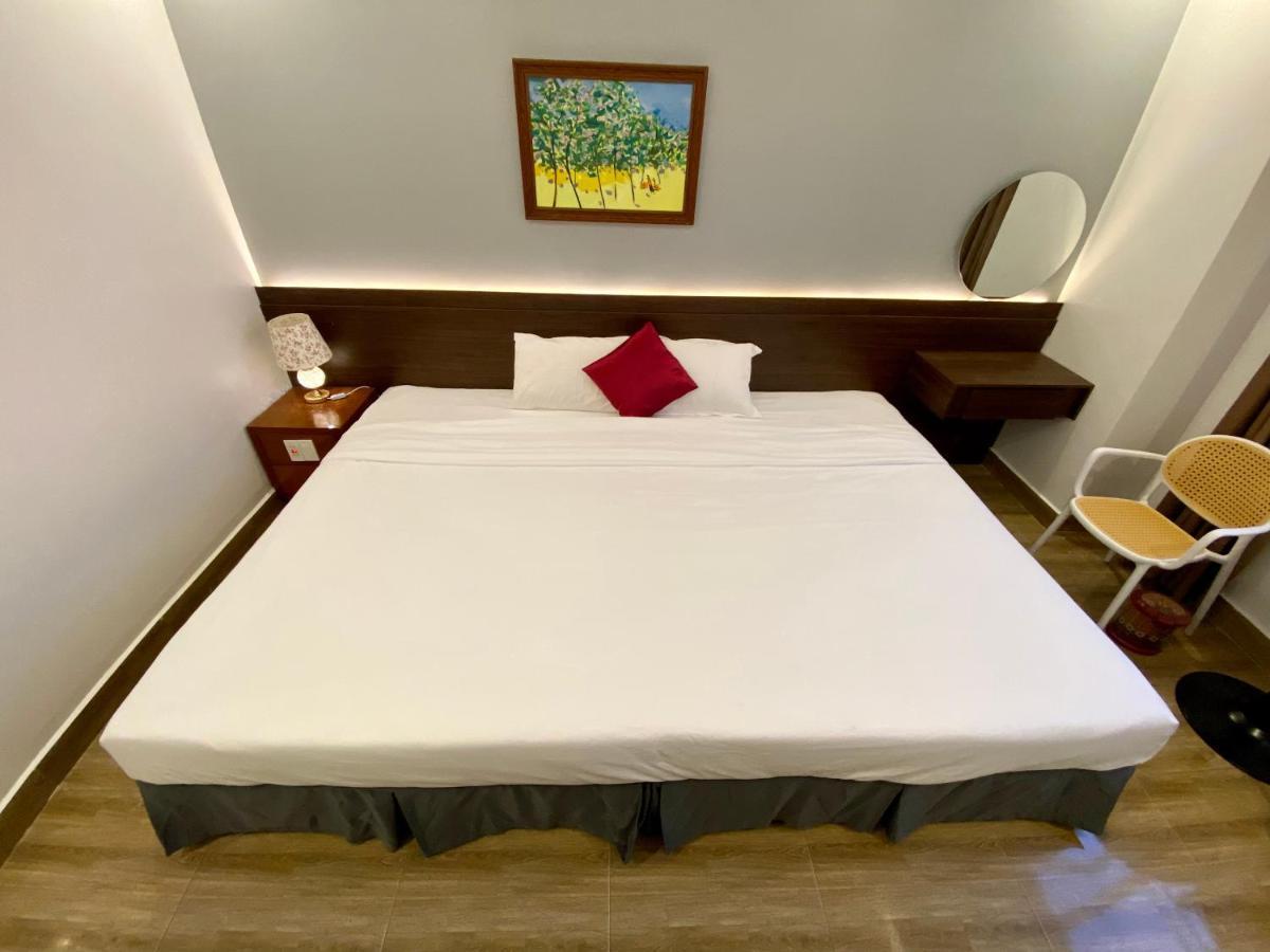 Dolphin Hotel Chan Chau Bagian luar foto