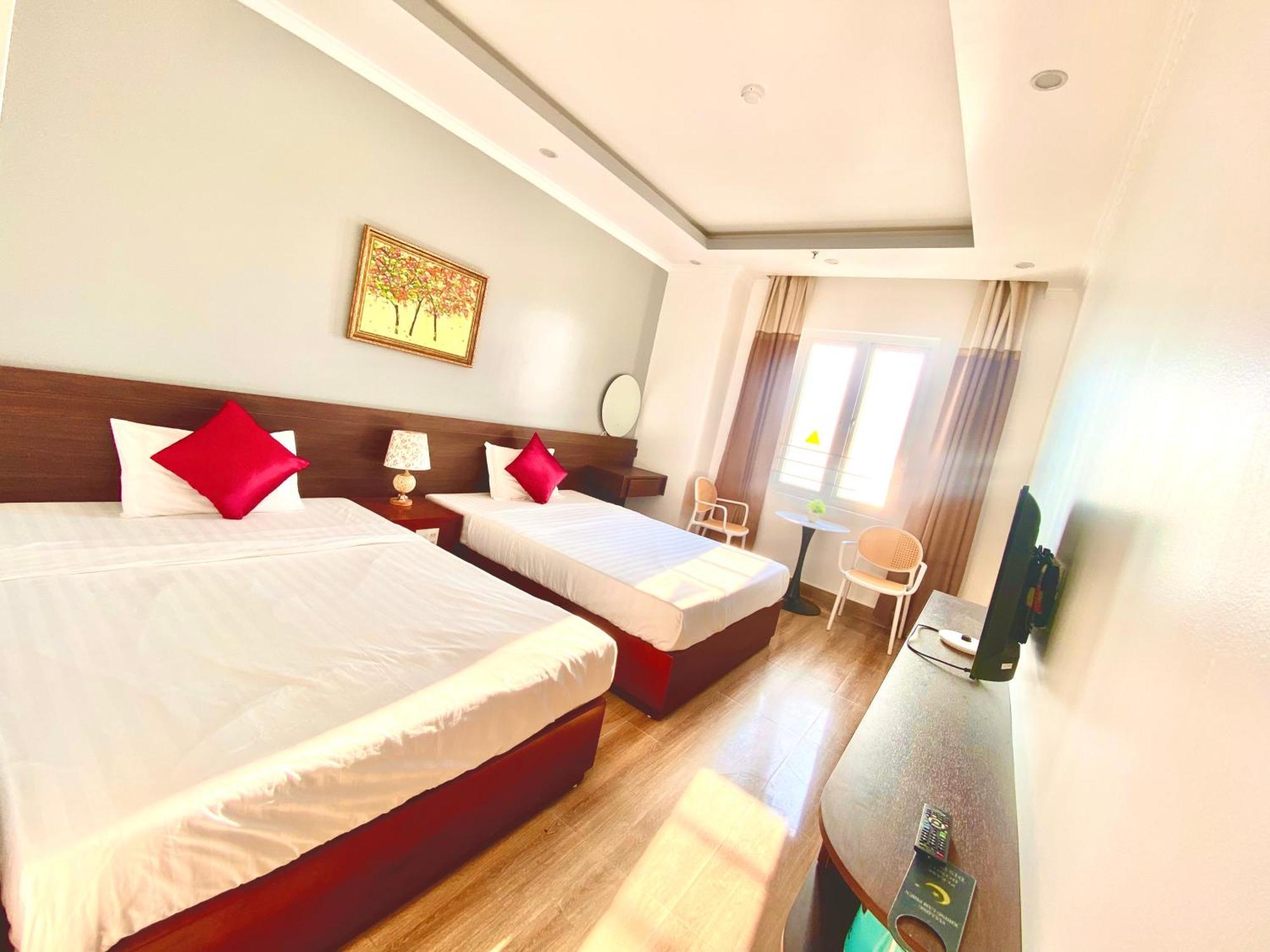 Dolphin Hotel Chan Chau Bagian luar foto